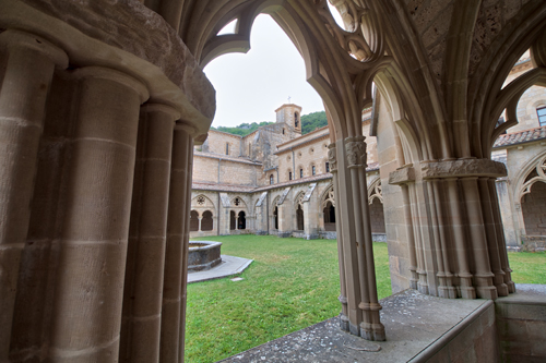 Claustro de monasterio de Irantzu
